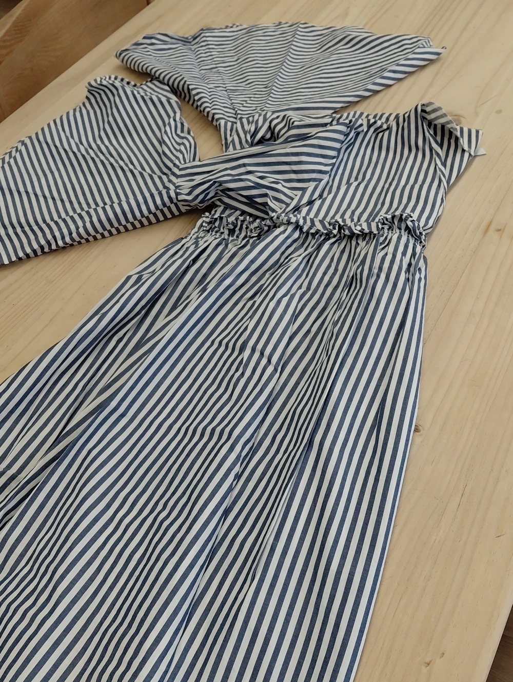 ASOS Blue and White Striped Midi Dress - Picture 14 of 14